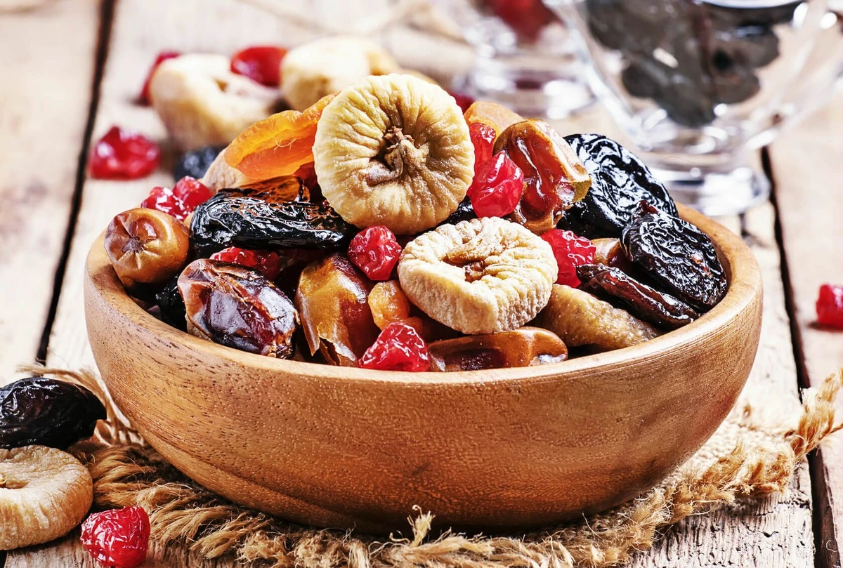 jakwyczyscicsus-extra-1.webp Jak wyczyścić suszone owoce i orzechy? Prosty sposób na pozbycie się konserwantów i lepkości - image 1