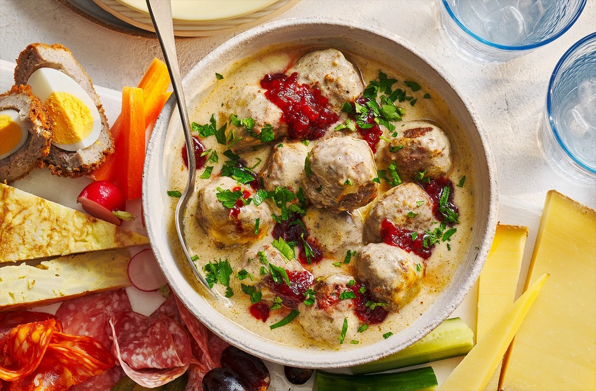 Co zamiast czerstwej bułki do mielonych? Ten trik sprawi, że wszyscy zapytają o sekret - image 1