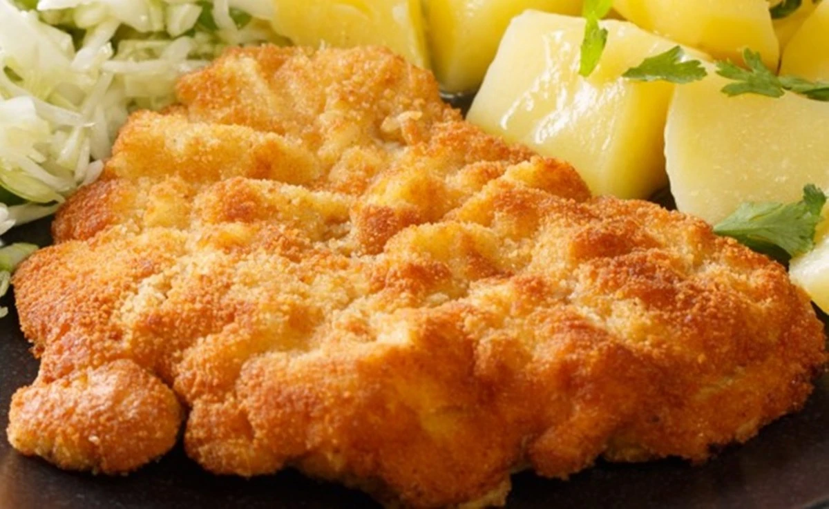 Czym zastąpić panierkę do kotletów, gdy w domu brakuje mąki i bułki tartej – sekret doświadczonych kucharzy - image 1