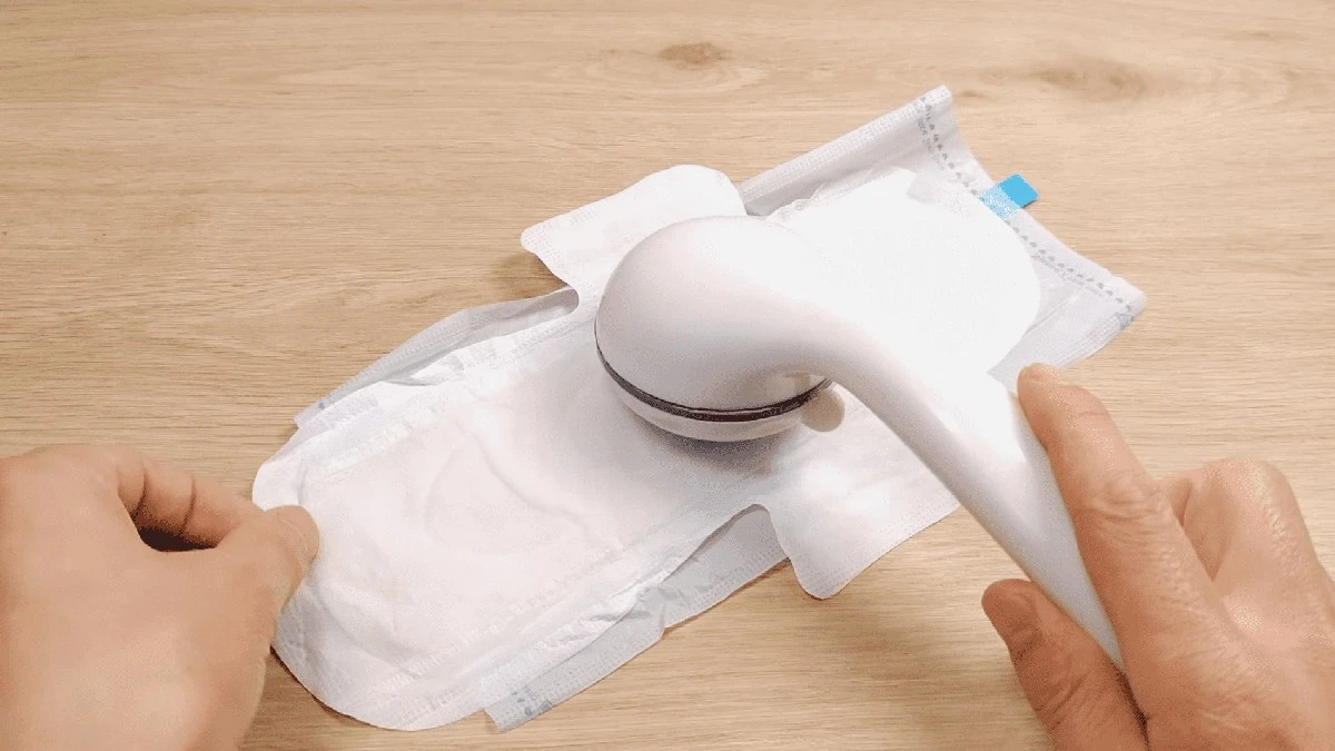 Zatkany prysznic? Ten trik z octem i jednym przedmiotem przywróci strumień wody w 15 minut