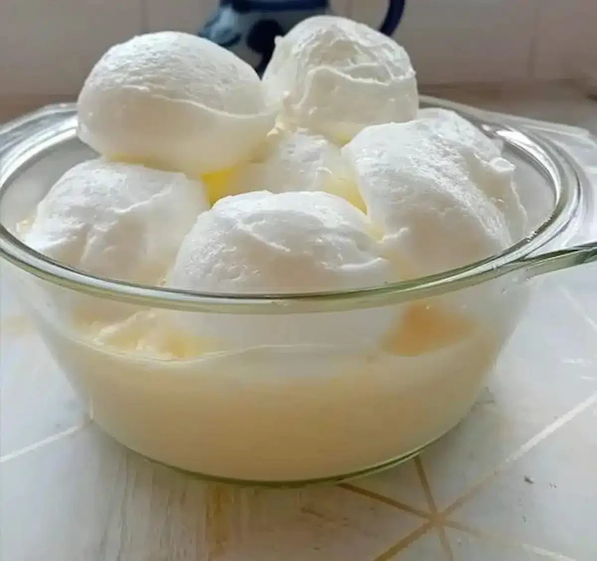 Szukasz lekkiego deseru? Rajongói tej habosítania bez gotowania w 5 minut