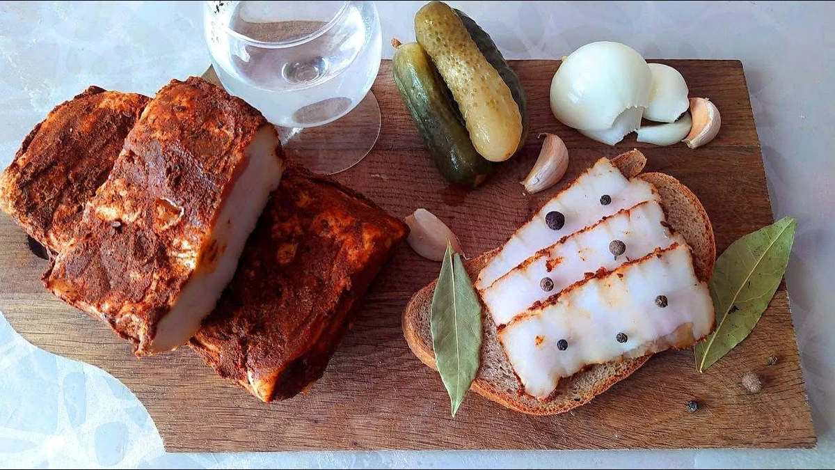 Smalec na wagę: Jak jeden dotyk palcem zdradza, czy jest najsmaczniejszy