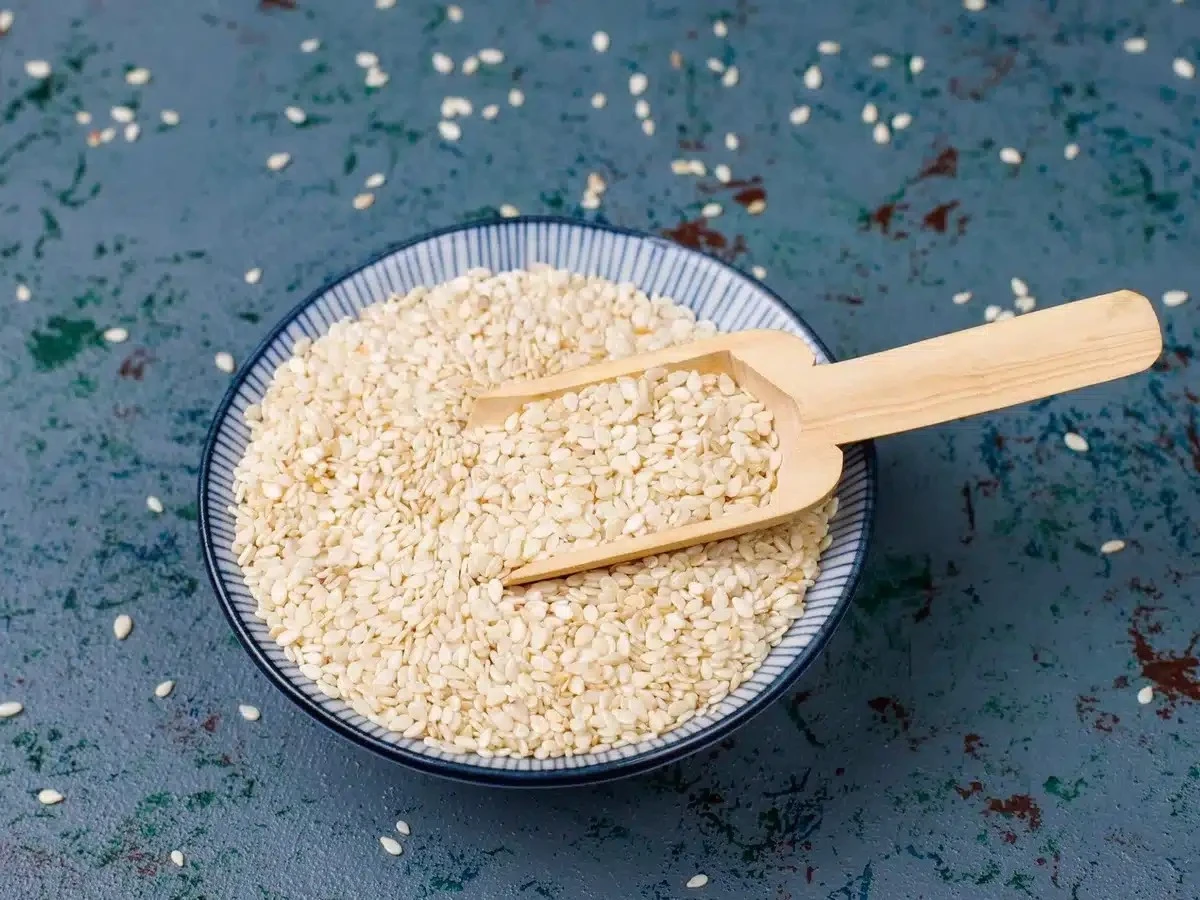 Sześć razy więcej wapnia niż w mleku: Sekretny składnik, którego unikają Polacy