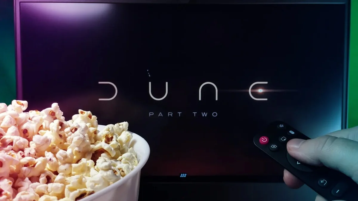 Czy w Polsce wprowadzony zostanie nowy "podatek od telewizora"? Dyskusja wrze, a sąsiadzi już płacą