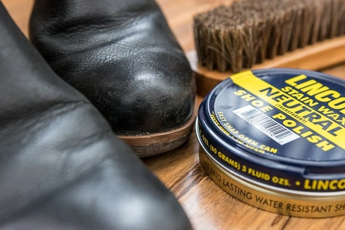 Tani balsam do włosów odkrywa nowe życie Twoich butów. - image 1