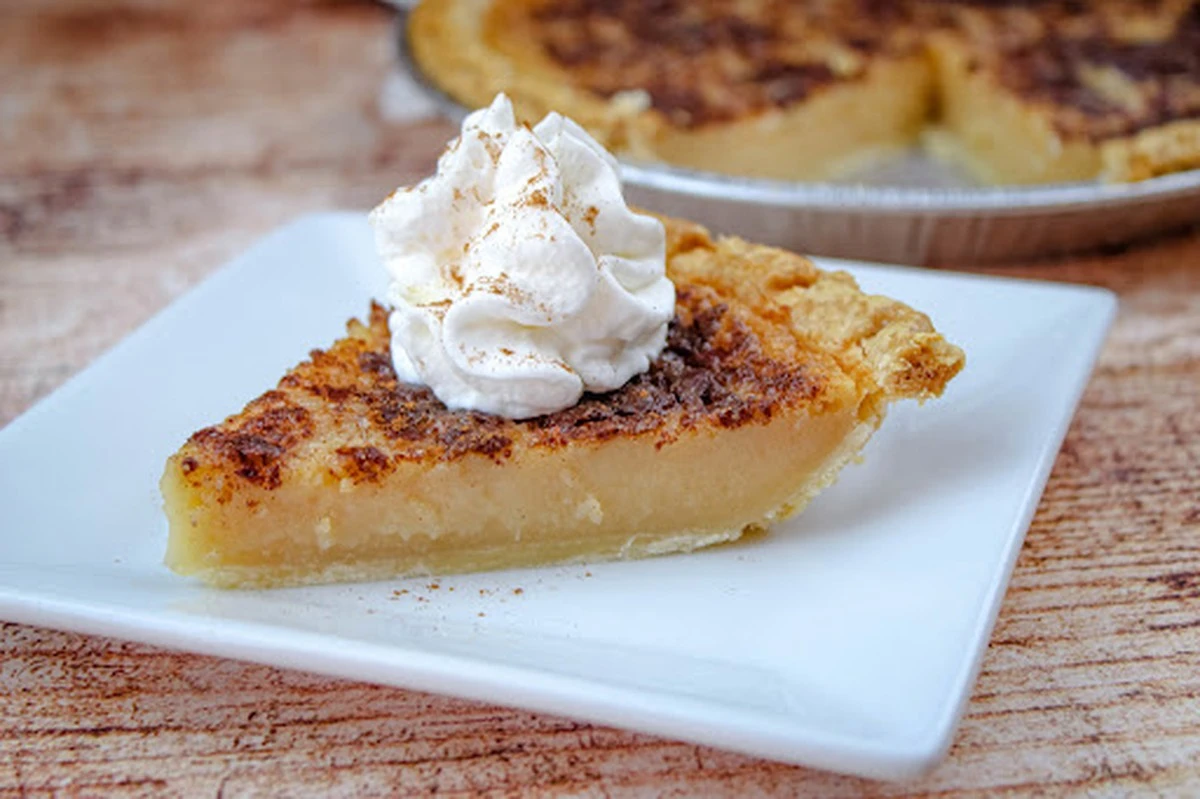 Mleczne ciasto, które znika, zanim ostygnie – prosty przepis na szybki deser - image 1