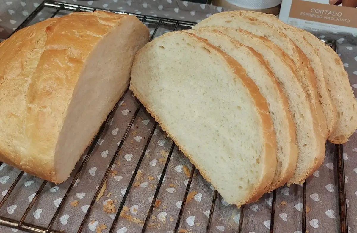 Sekret piekarni: Jak sprawić, by chleb pozostał świeży nawet przez tydzień