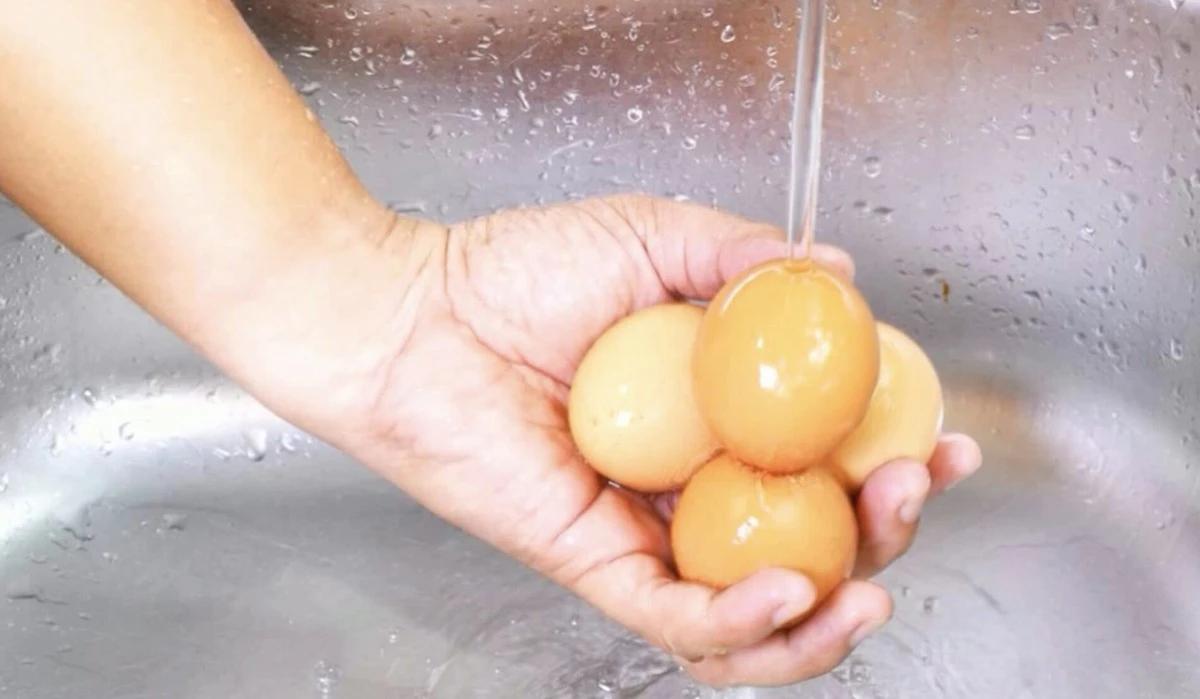 Nie tylko mięso: ten kuchenny produkt też lepiej zostawić w spokoju przed gotowaniem