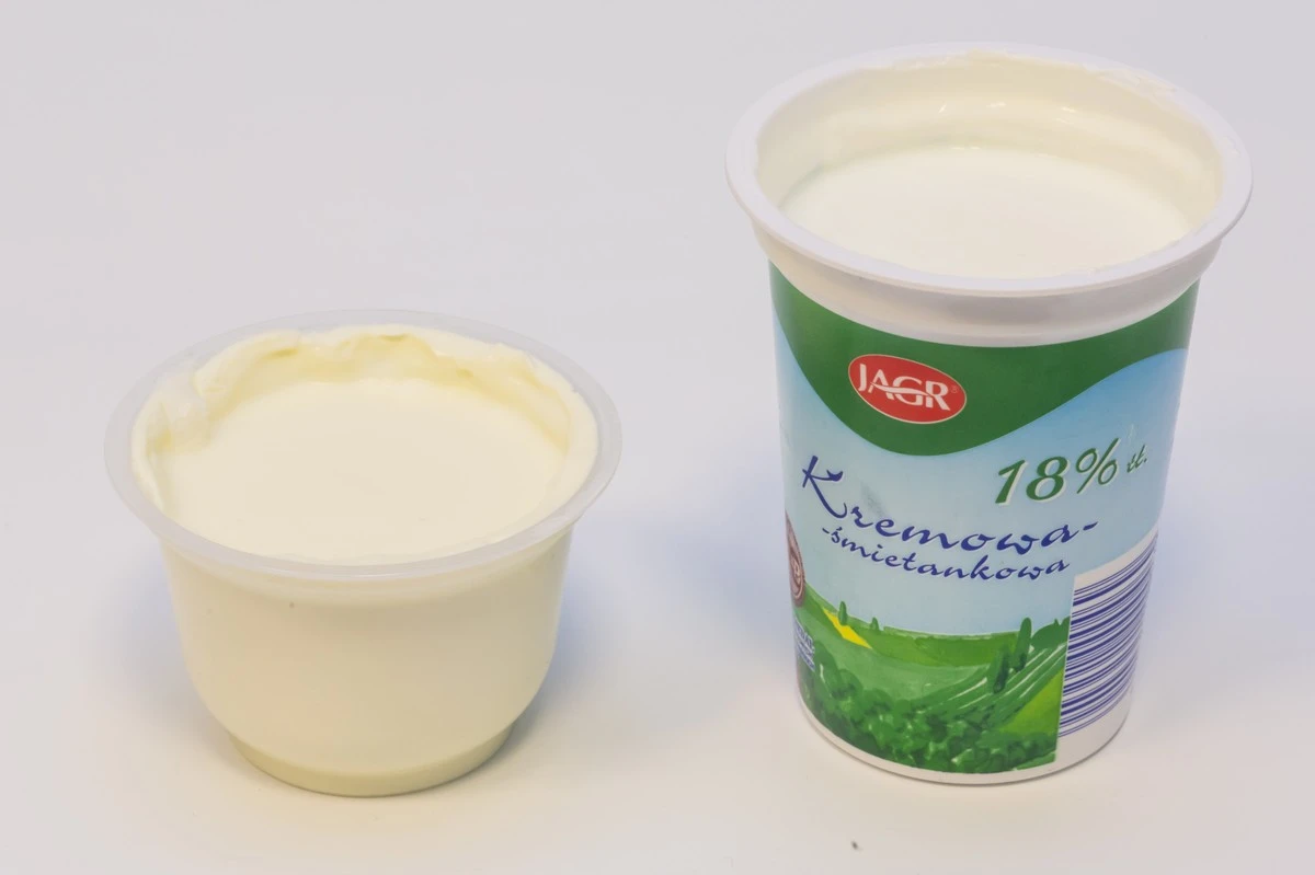 Jak rozpoznać podróbkę śmietany w 5 godzin? Ten prosty test z talerzykiem wszystko ujawni - image 1