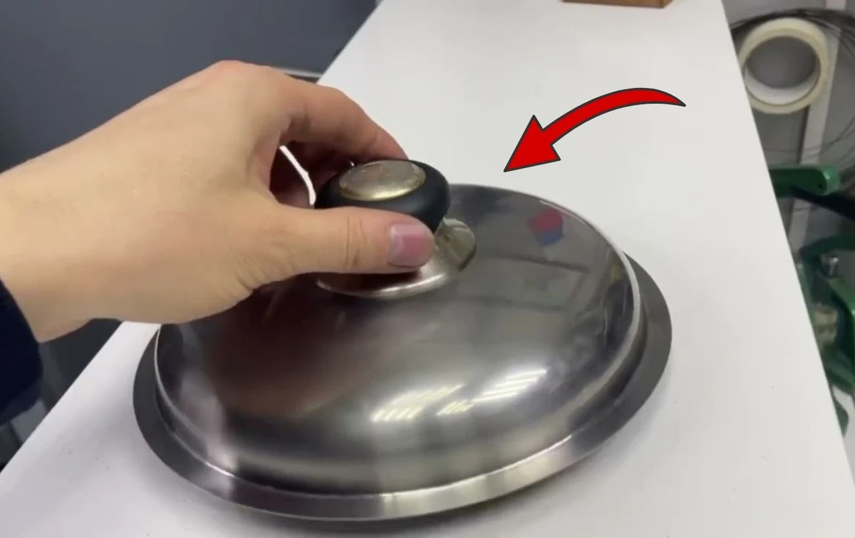 Dlaczego jedna pokrywka przyspiesza gotowanie? Test 4 typów i niespodziewany zwycięzca