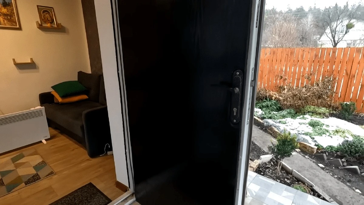 Kupiłam kauczuk spieniony i pilnuję jak źrenicy oka: 1 sztuczka i zimą grzeje lepiej niż drogie ocieplacze