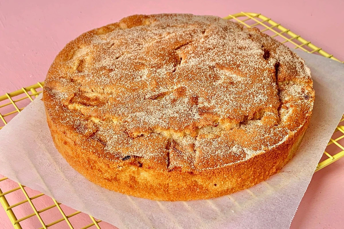 Sól cynamonowa w cieście dla wilgotności: sekret włoskich babek jabłkowych - image 1