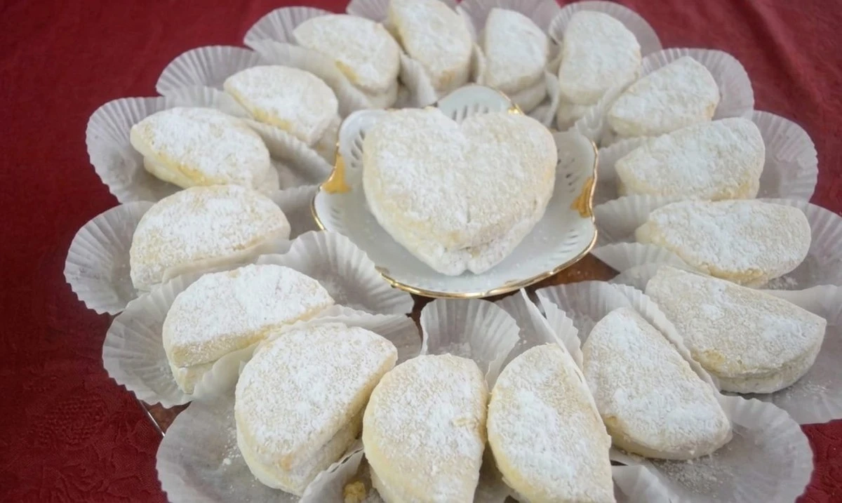 Babcia z Armenii zdradza sekret: Kruche ciasteczka bez jajek, które rozpływają się w ustach