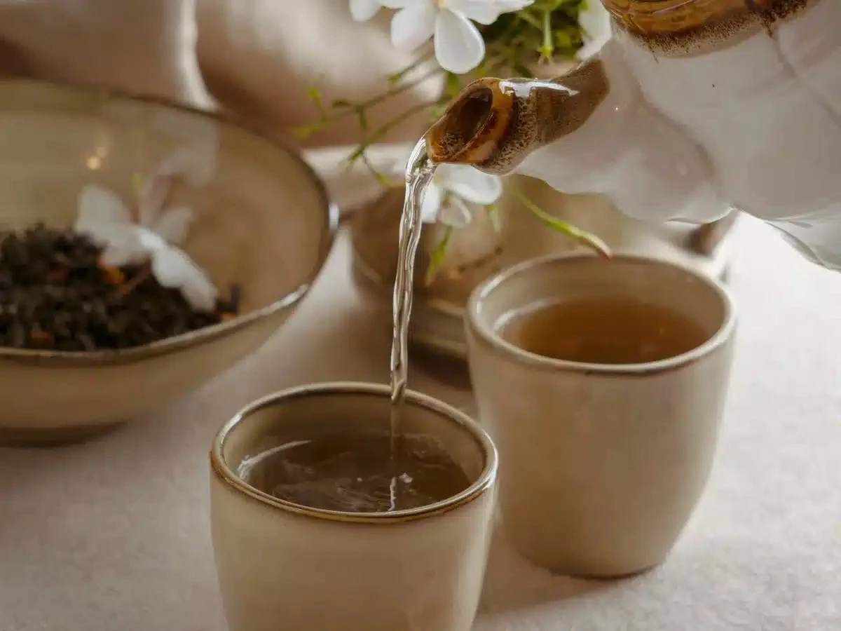 Chińskie kobiety uwielbiają ten napój – pomaga schudnąć i cudownie relaksuje