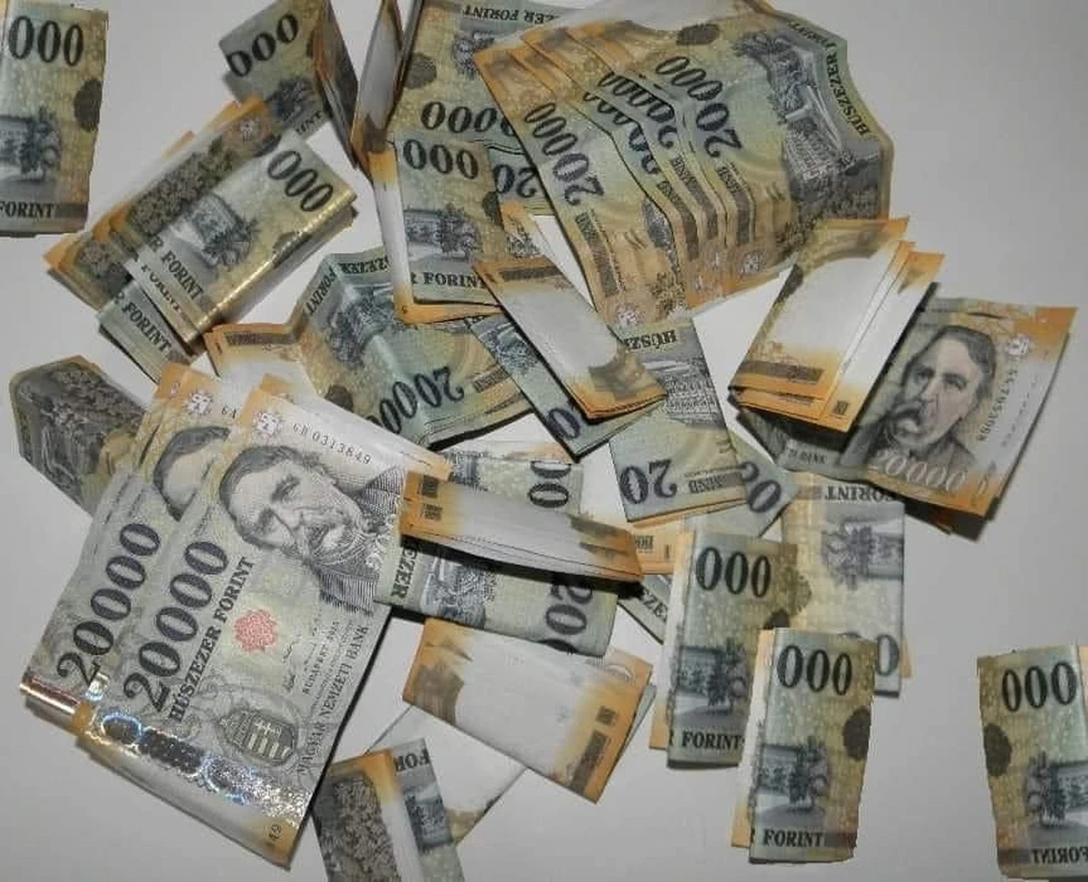 7 znaków zodiaku może wkrótce spodziewać się przypływu gotówki. Niektórzy mają trudności z jej wydaniem.