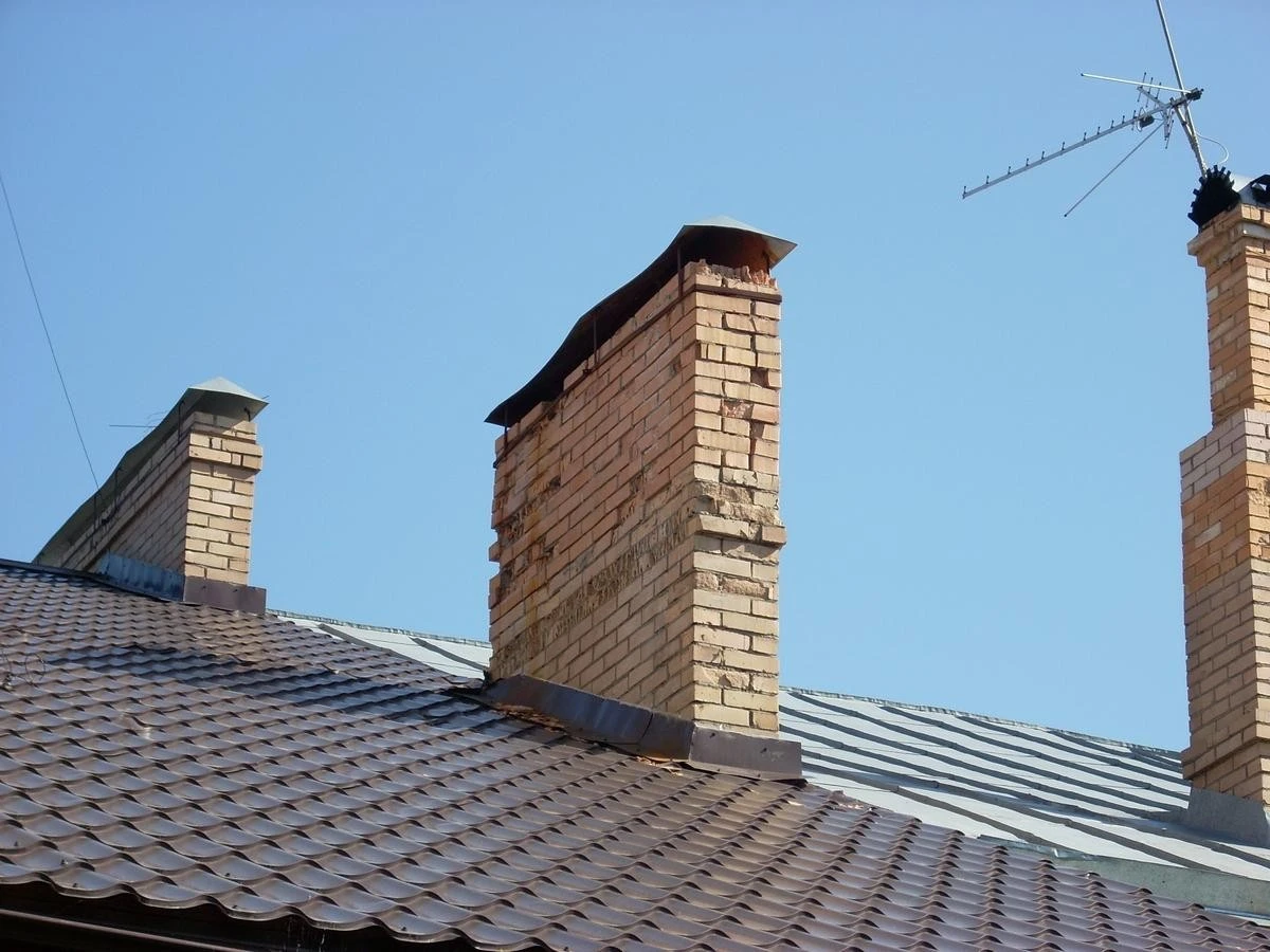 Piec w domu? To trik z sodą, który kosztuje grosze i czyści komin lepiej niż fachowiec!