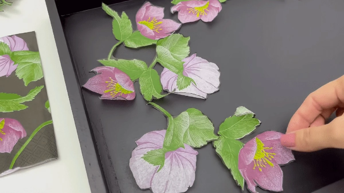 Serwetki zamiast drogich remontów? Ten trik odmieni Twoje ściany na "setkę".