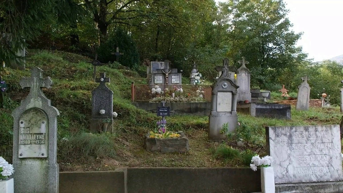 Co się dzieje z miejscem pochówku, gdy wygasa opłata?