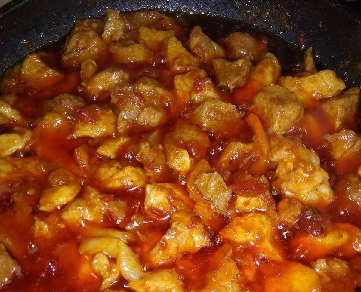 Sekretny składnik, który odmieni Twój gulasz wieprzowy