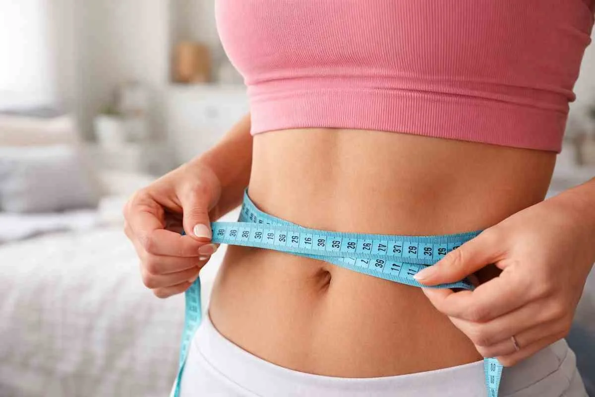 Dlaczego warto odstawić alkohol, by schudnąć? Specjaliści zdradzają sekretny trik