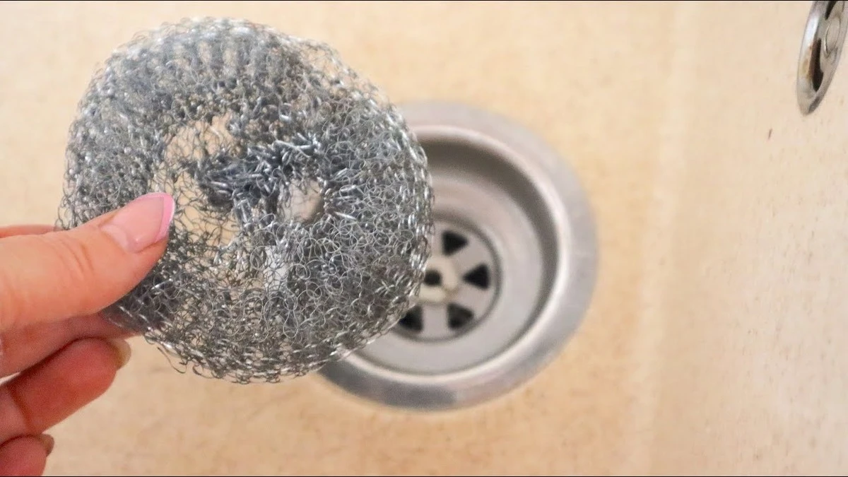 Odkryłam 4 zaskakujące sposoby na użycie drucianej gąbki – teraz kupuję je hurtowo